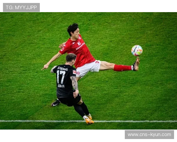 德甲亚洲球员表现亮眼，李在城、郑优泳等贡献突出